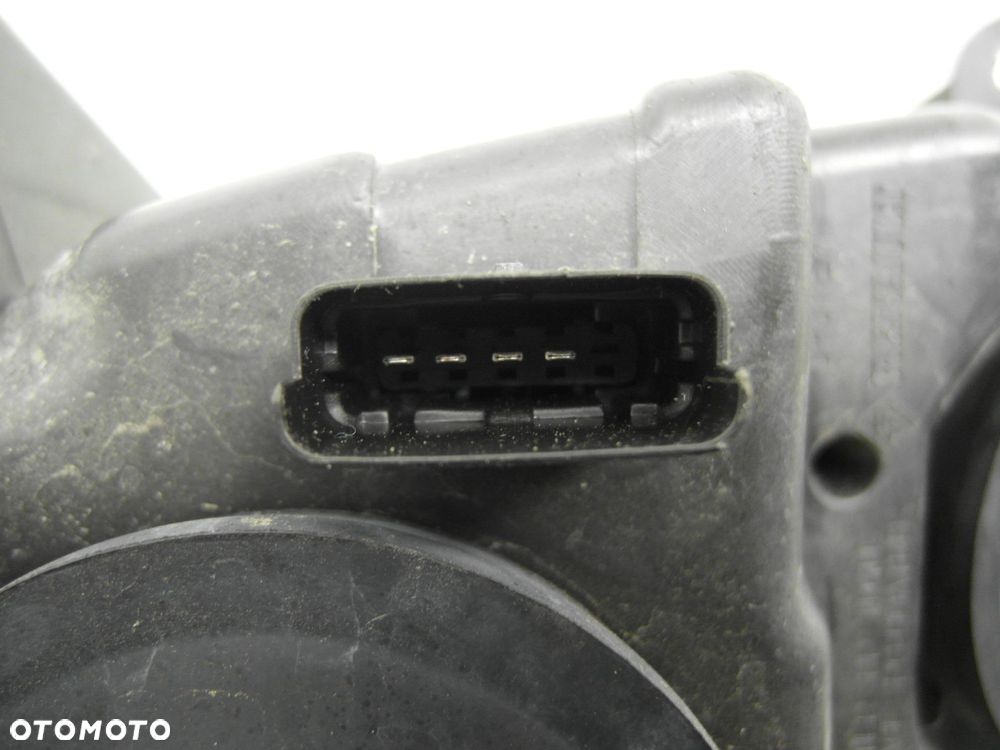 LAMPA PRAWA PRZEDNIA RENAULT SCENIC II 15810400RE - 9