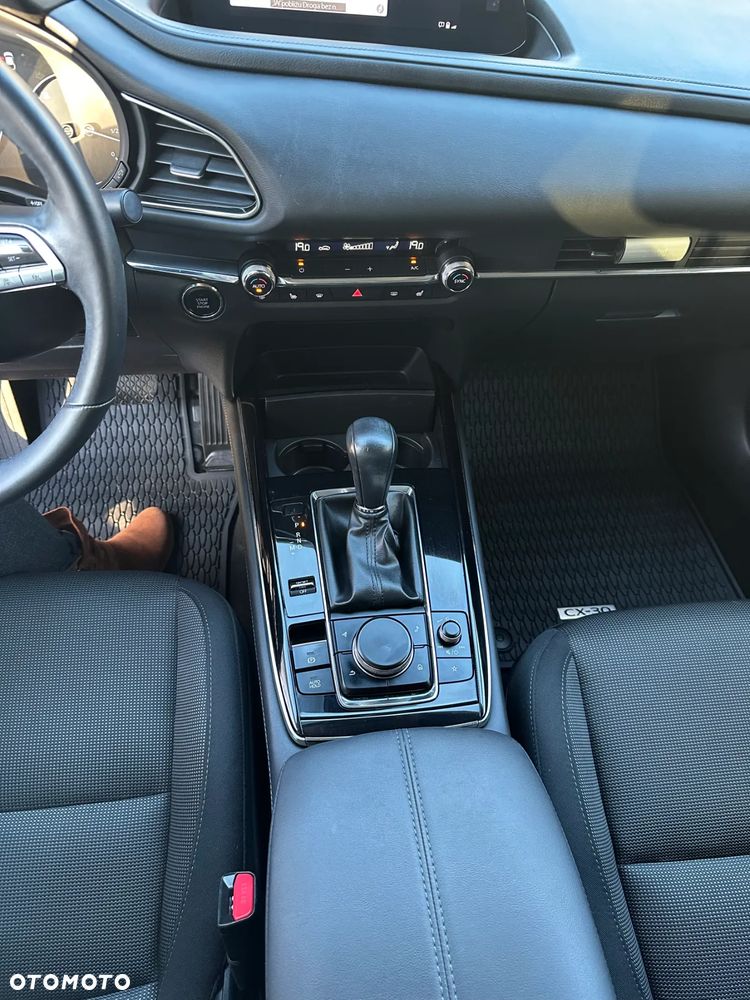 Mazda CX-30 2.0 mHEV Hikari 2WD - 27