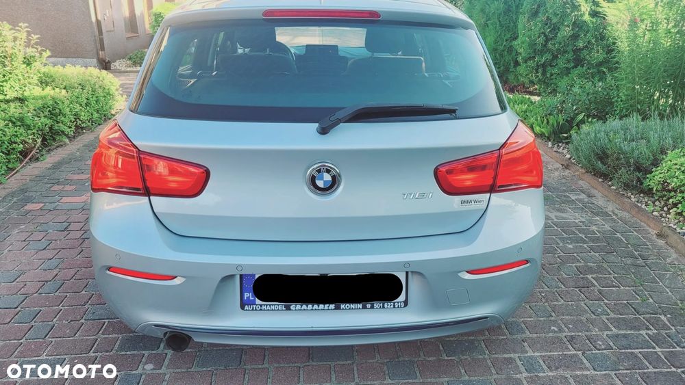 BMW Seria 1 118i Sport Line - 3