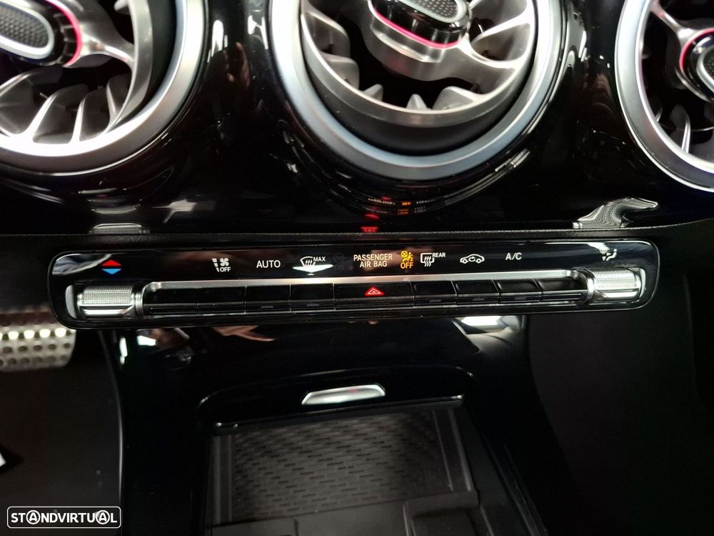 Mercedes-Benz CLA 180 d Shooting Brake AMG Line Aut. - 23