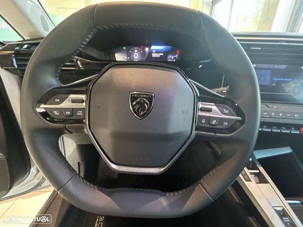 Peugeot 308 1.2 Hybrid Style e-DCS6 - 12