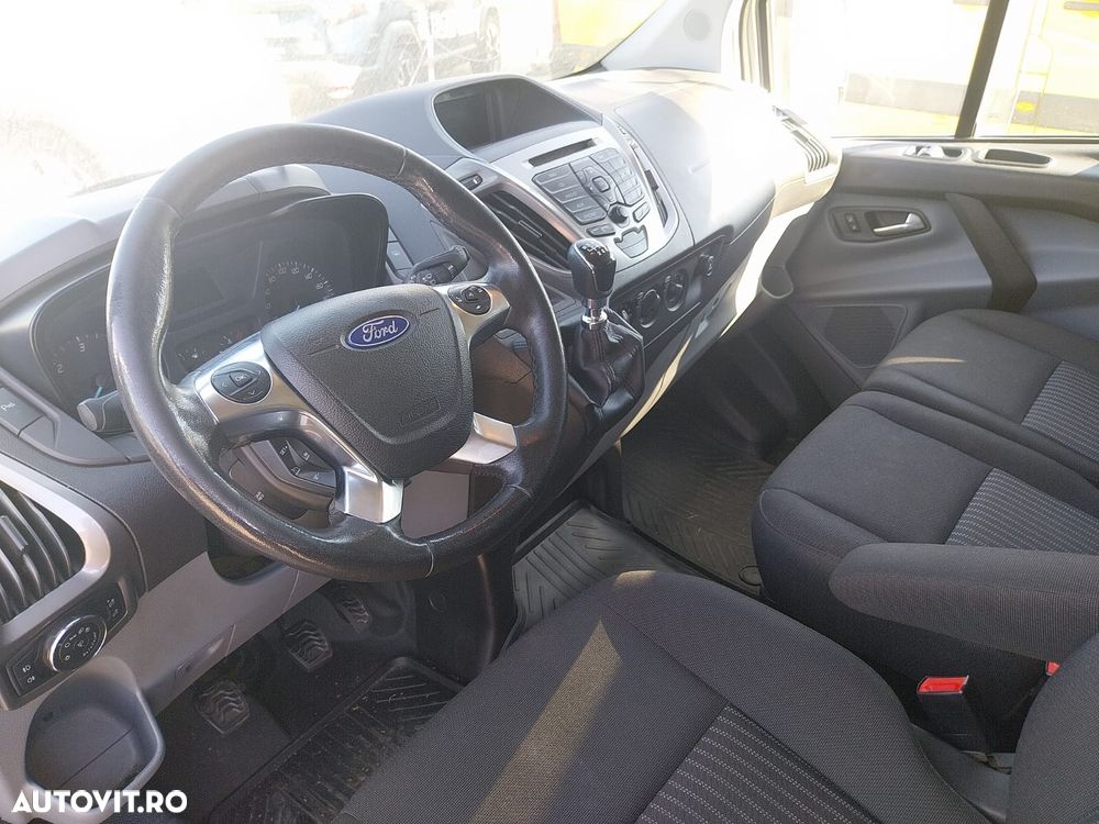 Ford Transit Custom - 13
