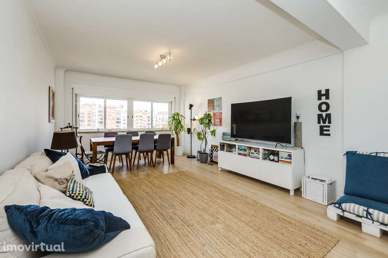 Apartamento T3 Remodelado em Massamá - Grande imagem: 3/25