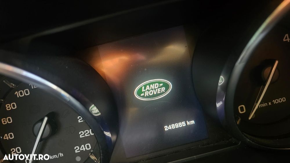 Land Rover Discovery Sport - 33