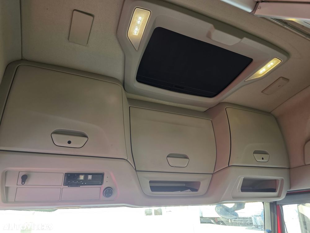 Iveco S-WAY, 16x buc, Full ADR, priza de putere - 10