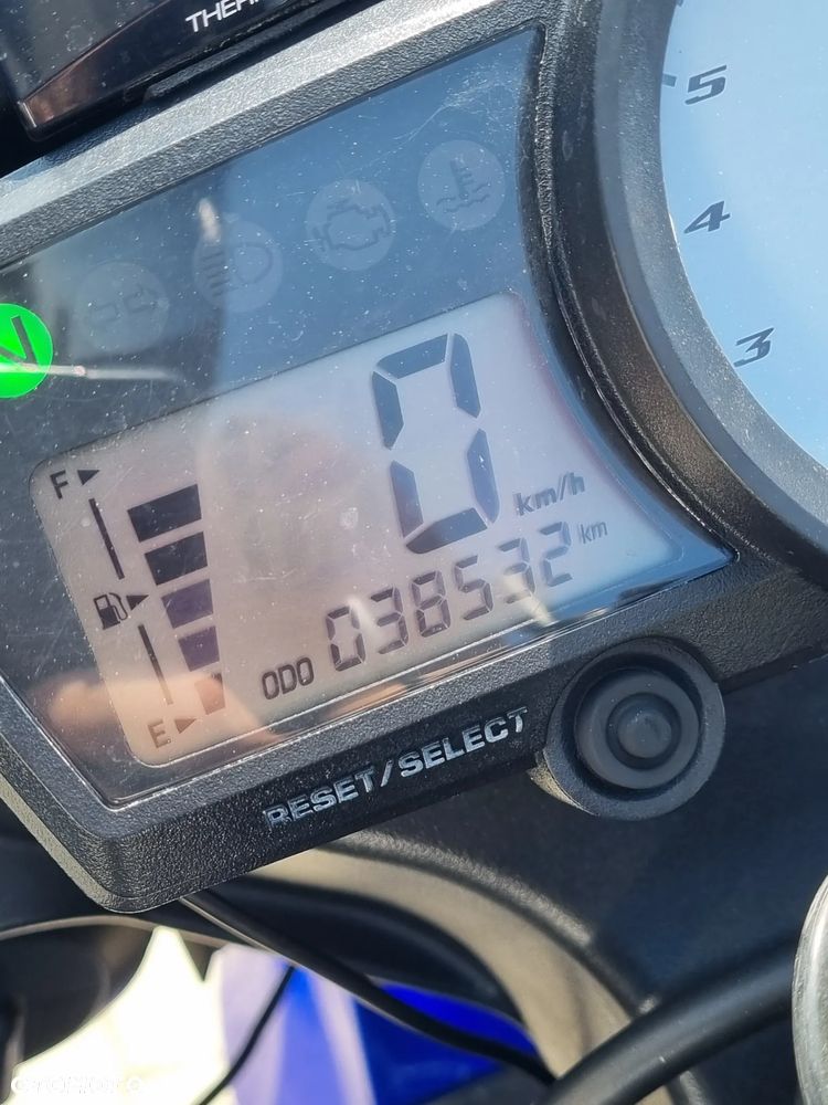 Yamaha R125 - 11