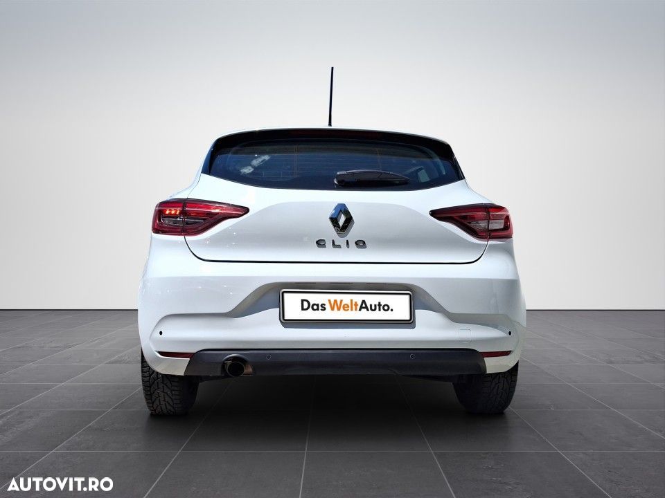 Renault Clio - 11