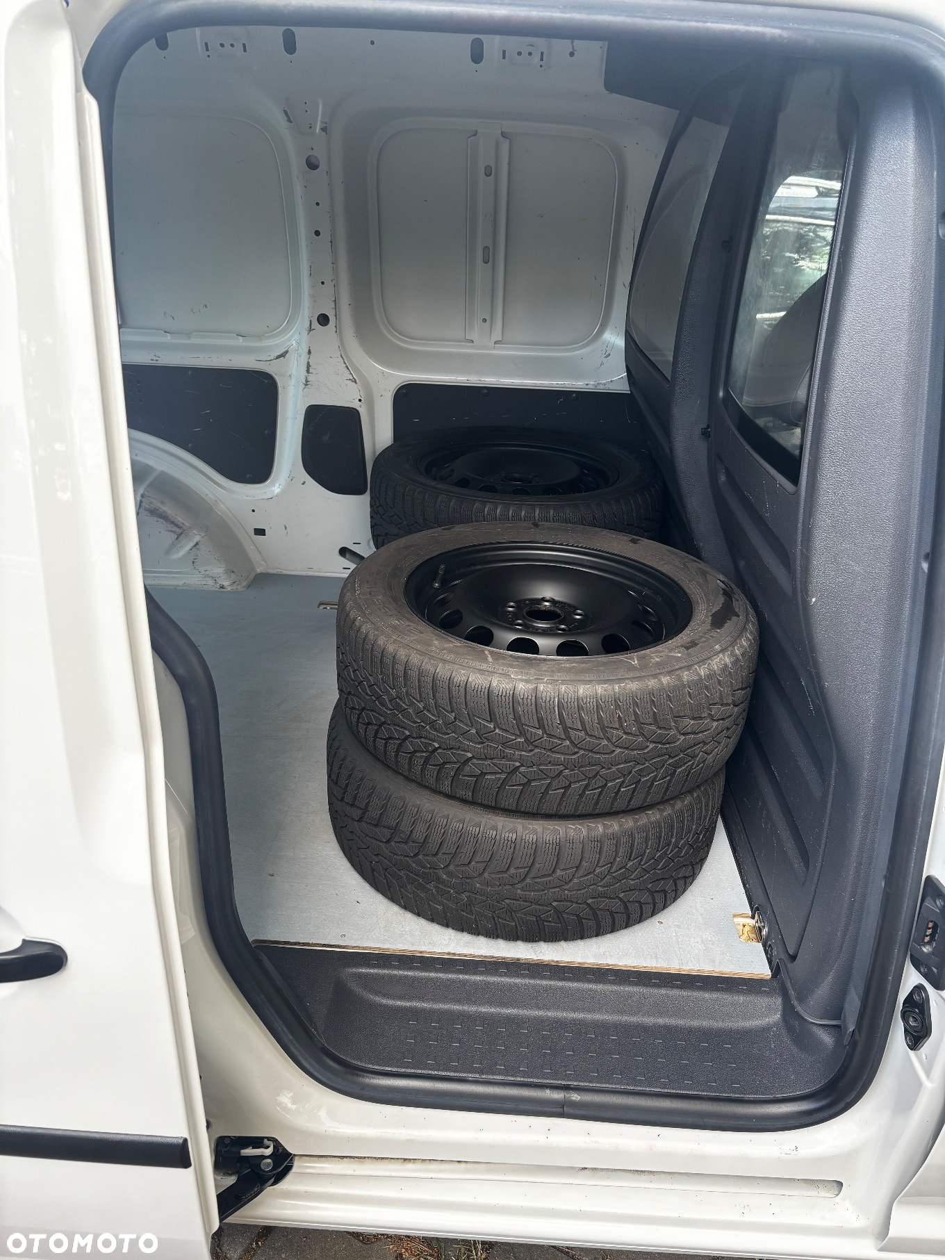 Volkswagen Caddy - 20