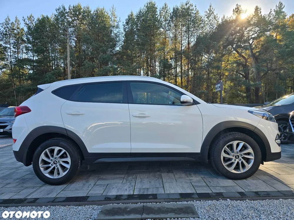 Hyundai Tucson 1.7 CRDI BlueDrive Style 2WD - 10