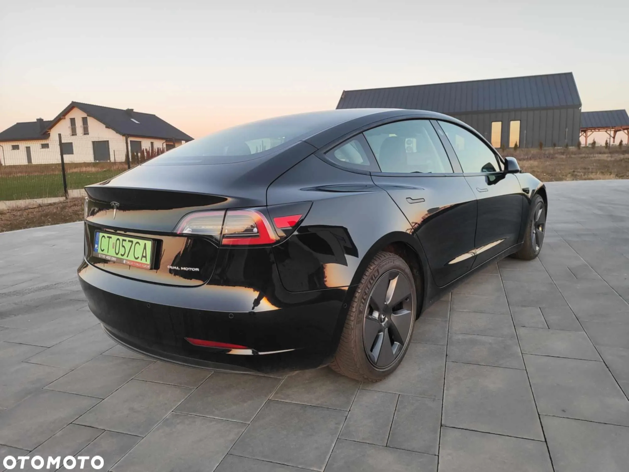 Tesla Model 3 Langstreckenbatterie Allradantrieb Dual Motor - 9