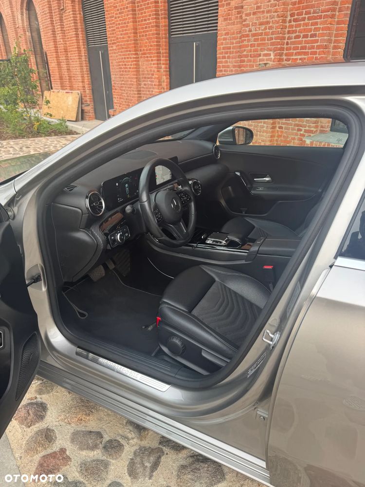 Mercedes-Benz Klasa A 220 4-Matic Progressive 7G-DCT - 23