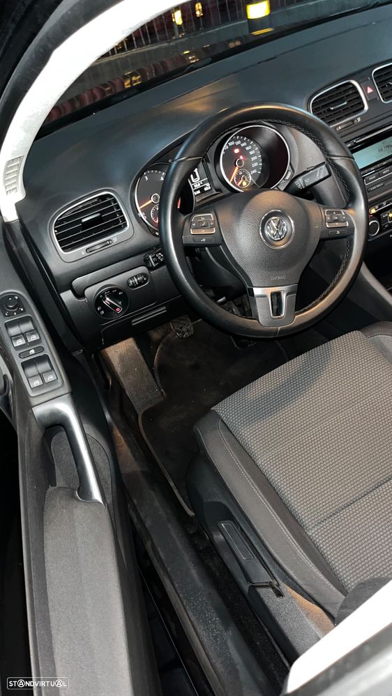 VW Golf 1.6 TDi Confortline - 6