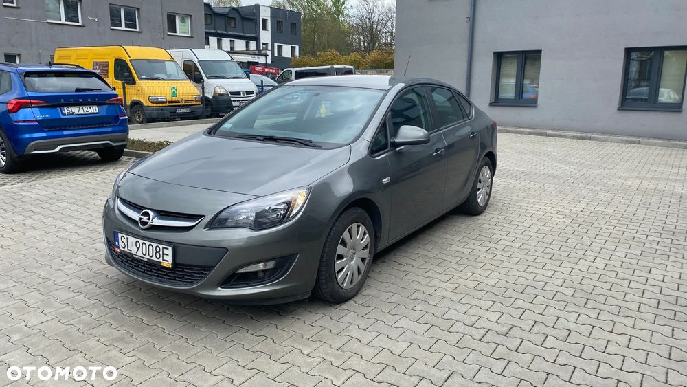 Opel Astra - 2