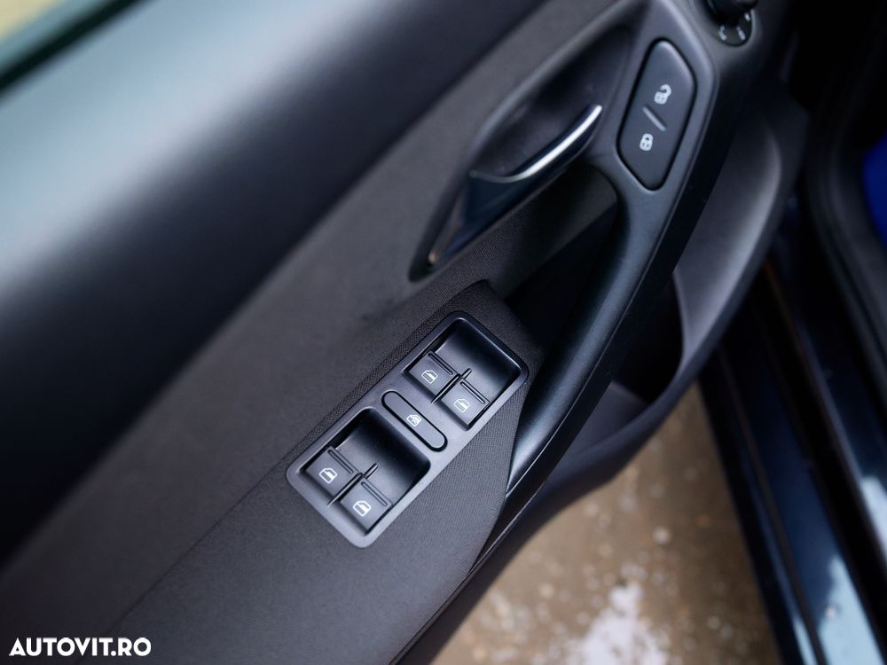 Volkswagen Polo - 13
