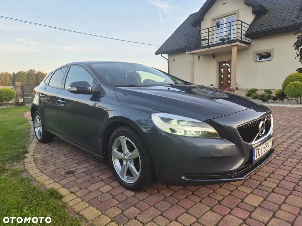 Volvo V40 D2 Kinetic - 2