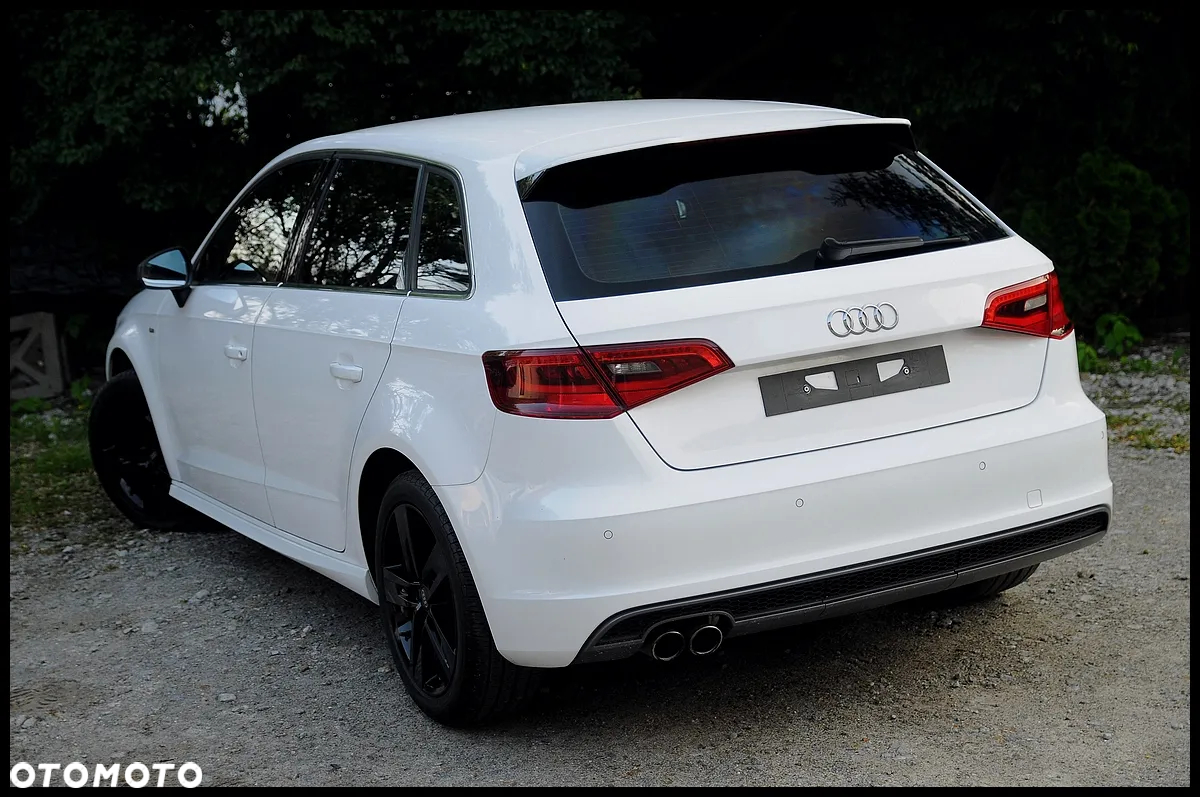 Audi A3 1.4 TFSI Sportback S line Sportpaket - 4