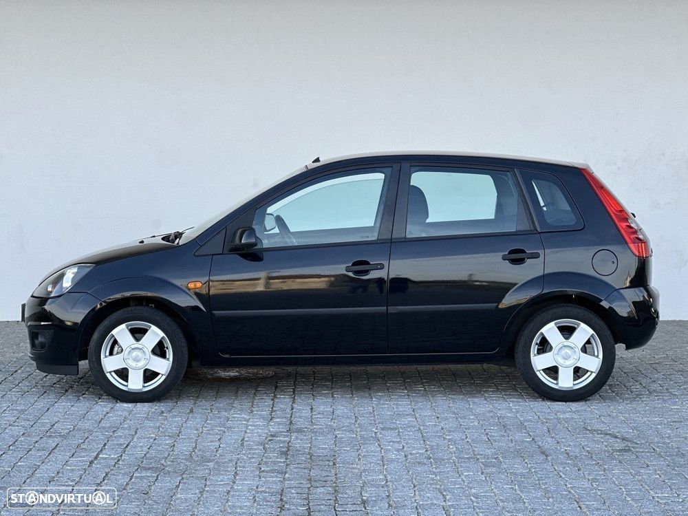 Ford Fiesta 1.4 TDCI Ambiente - 3