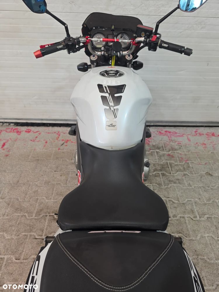 Honda CBF - 17