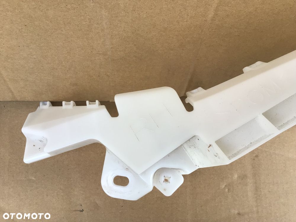 Ślizg mocowanie lampy prawej Mitsubishi Eclipse Cross Lift - 3