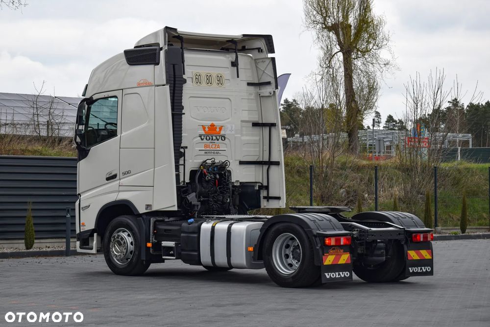 Volvo FH500 / EURO 6 / NOWY MODEL / KLIMATYZACJA POSTOJOWA / ACC / LEDY / 2 ZBIORNIKI / 2022 / NISKI PRZEBIEG / SERWISOWANY / SPROWADZONY - 7