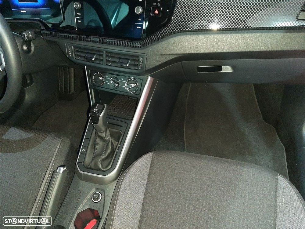 VW Taigo 1.0 TSI Urban DSG - 24