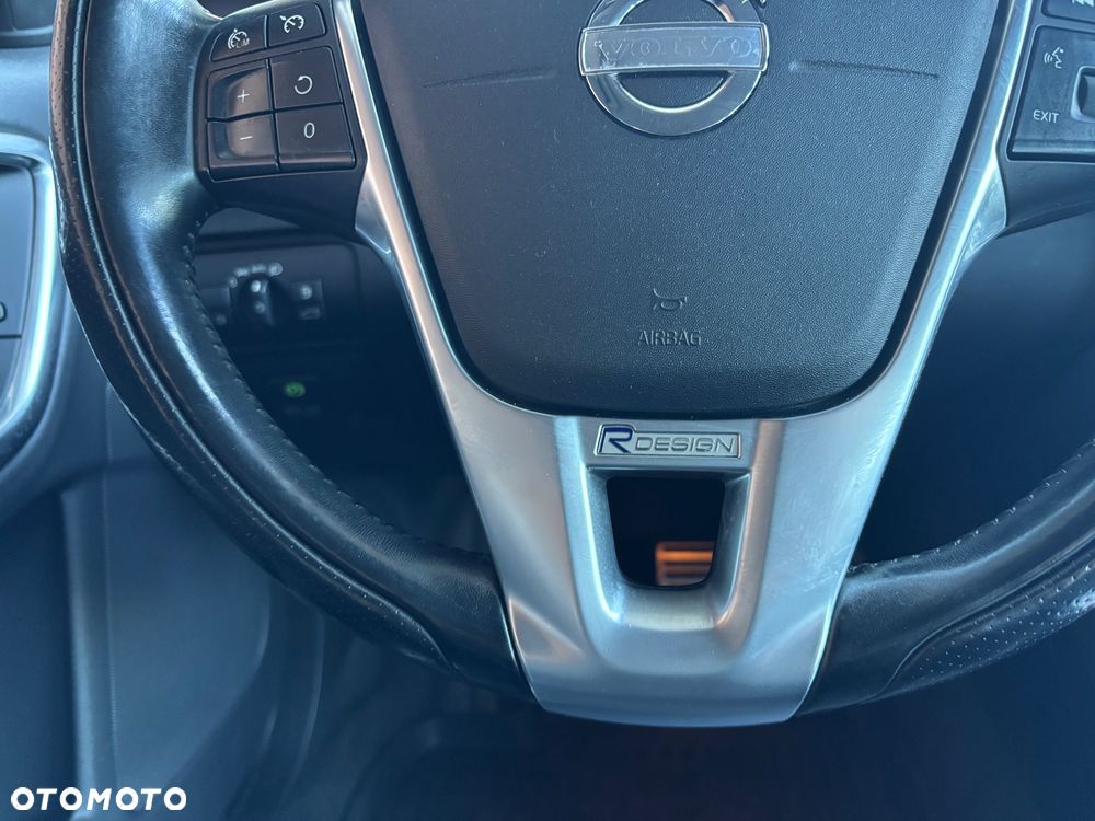 Volvo V60 D3 Geartronic R-Design - 12