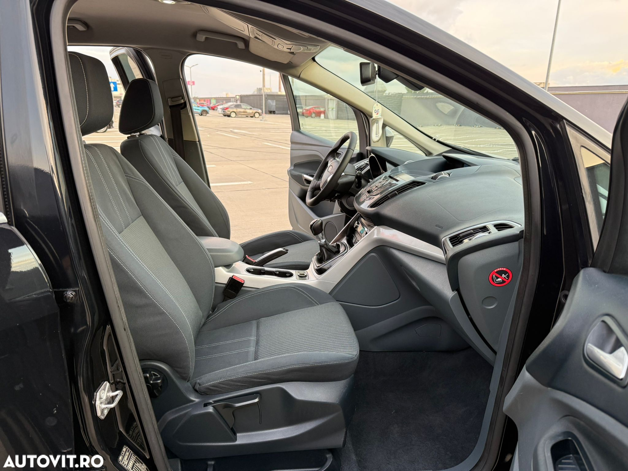 Ford C-Max 1.6 TDCi Start-Stop-System Champions Edition - 8