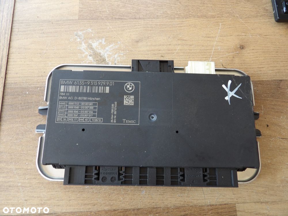 BMW - F10 , F11 - MODUŁ ŚWIATEŁ - 9313929 - 1
