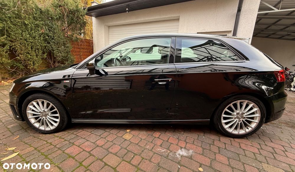 Audi A3 3-drzwiowe 1.6 TDI ultra Attraction - 10