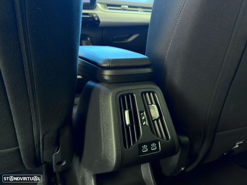 BMW 218 Active Tourer i Line Luxury Auto - 23
