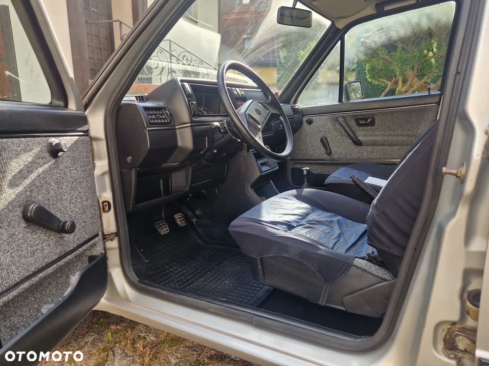 Volkswagen Golf - 17