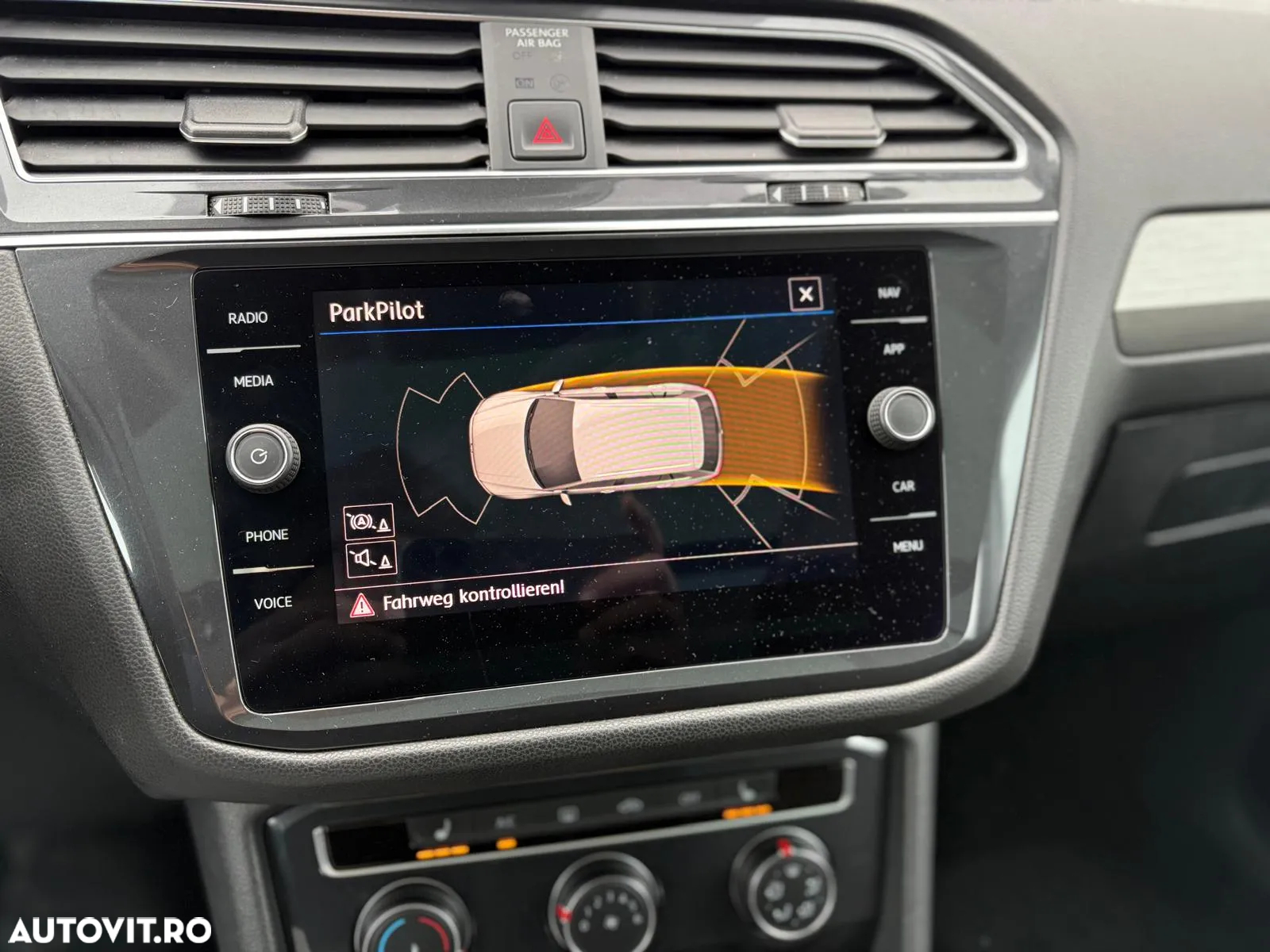 Volkswagen Tiguan Allspace 2.0 TDI SCR DSG Move - 26