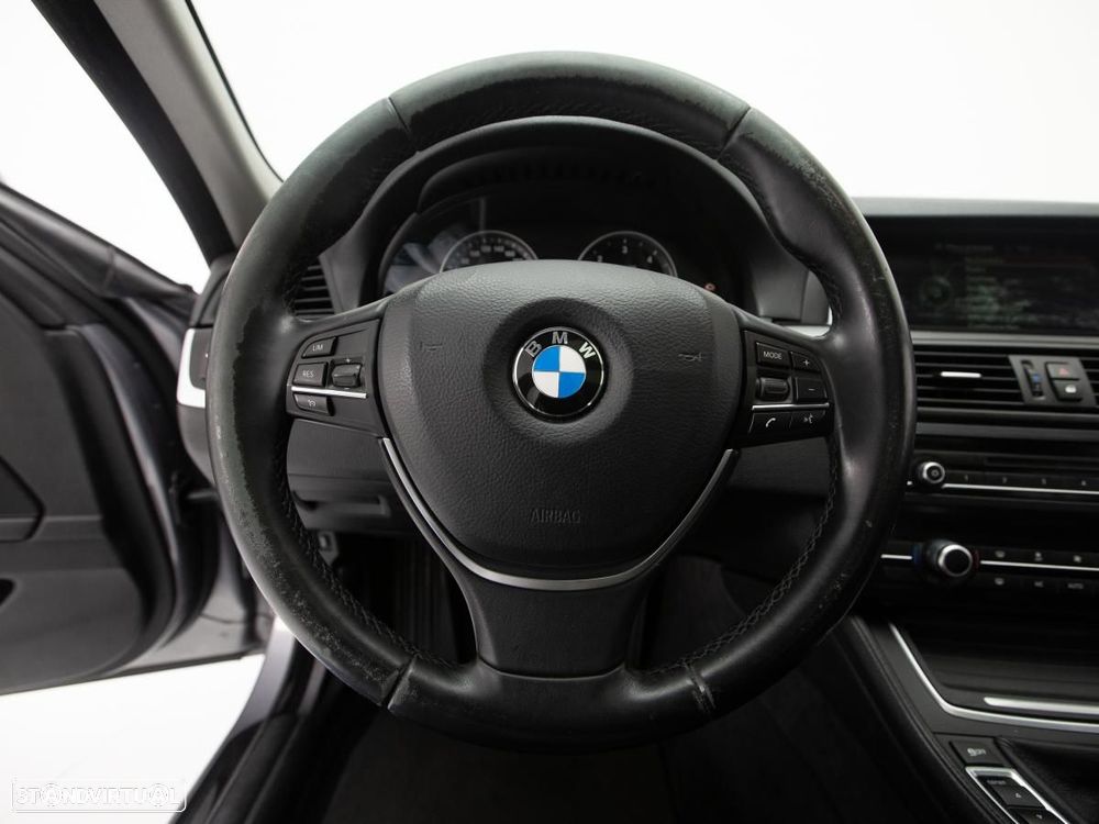 BMW 520 - 21