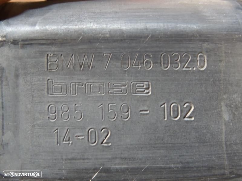 Motor Do Elevador De Vidro Frente Direito Bmw 1 (F20)  7046032 / 01308 - 6