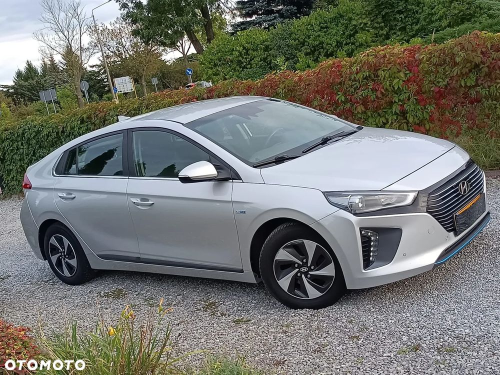 Hyundai IONIQ - 5