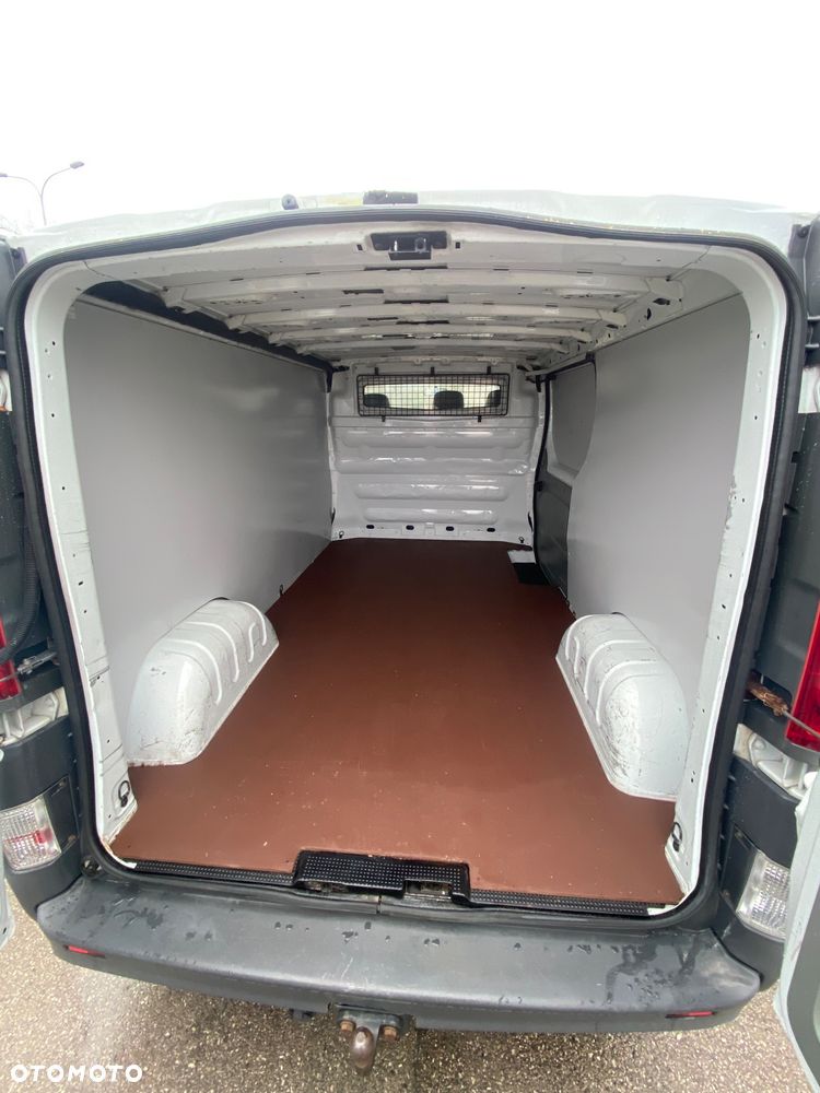 Opel Vivaro - 9