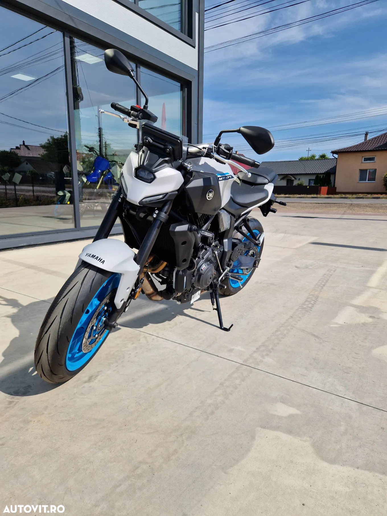 Yamaha MT-07 - 4