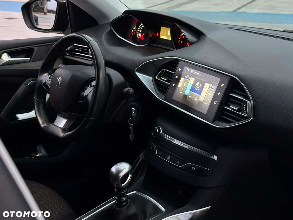 Peugeot 308 1.2 PureTech GPF GT Pack S&S - 15