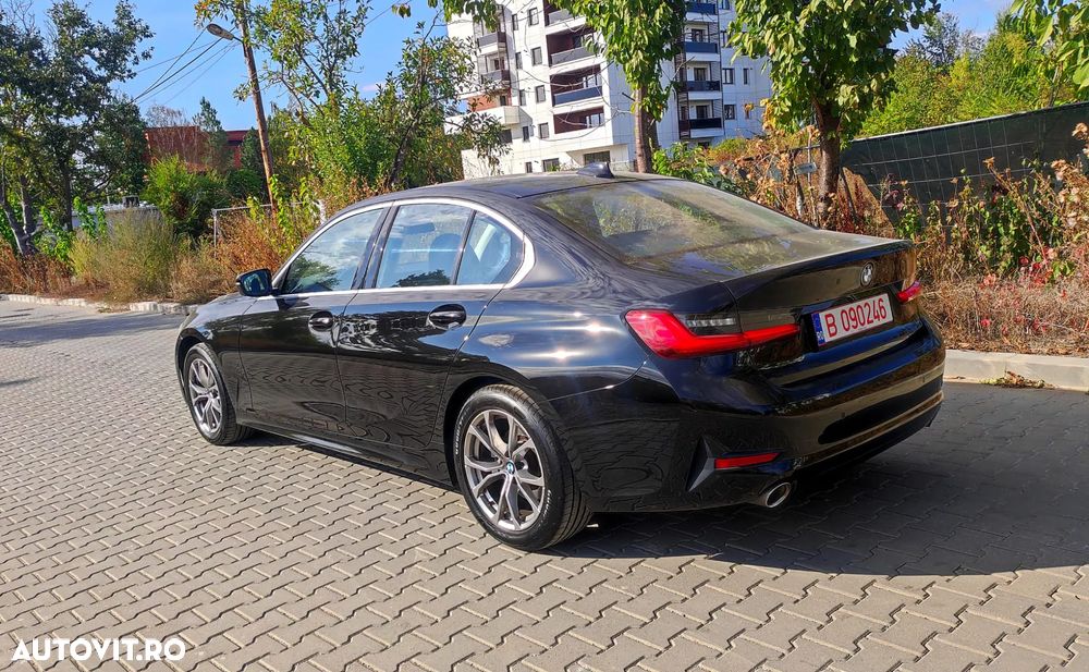 BMW Seria 3 320i Aut. Sport Line - 9
