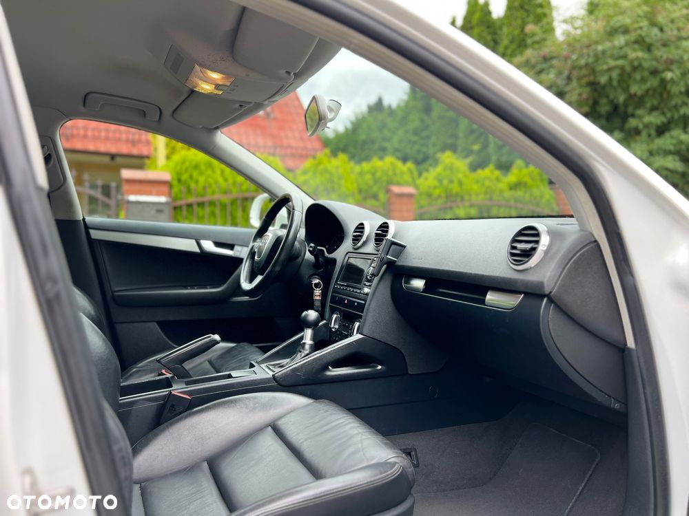 Audi A3 Sportback 1.8 TFSI S line Sportpaket (plus) - 23