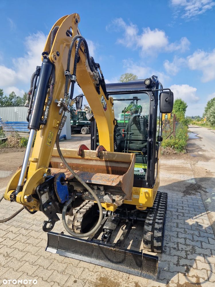 Caterpillar 301.8 - 10
