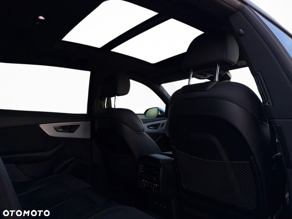 Audi SQ8 - 22