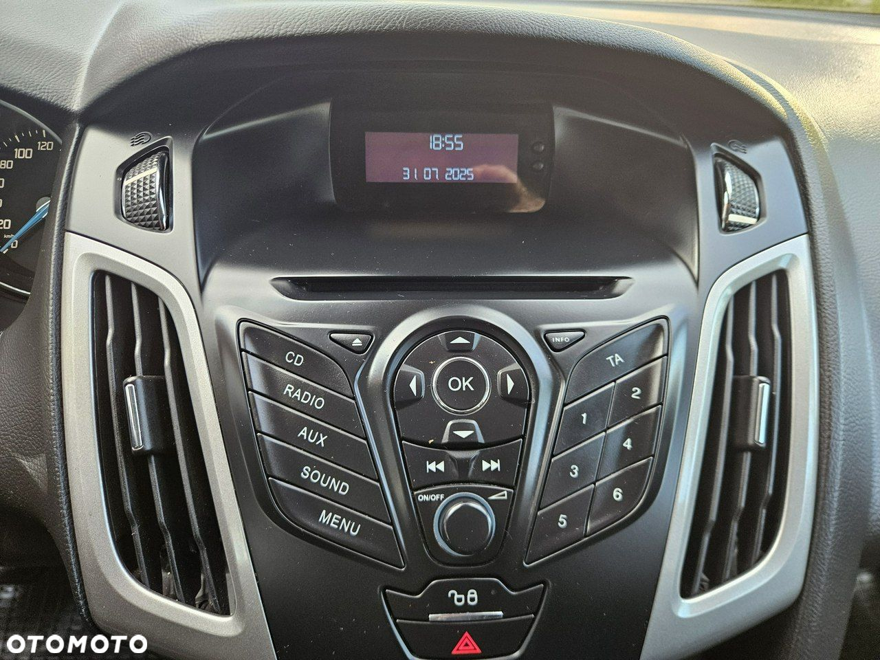 Ford Focus - 25