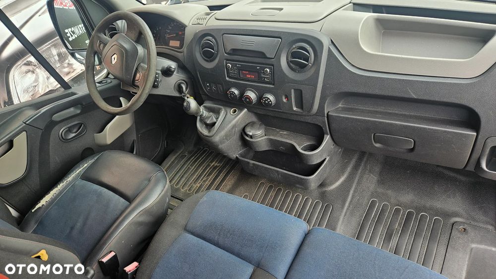 Renault Master III - 14