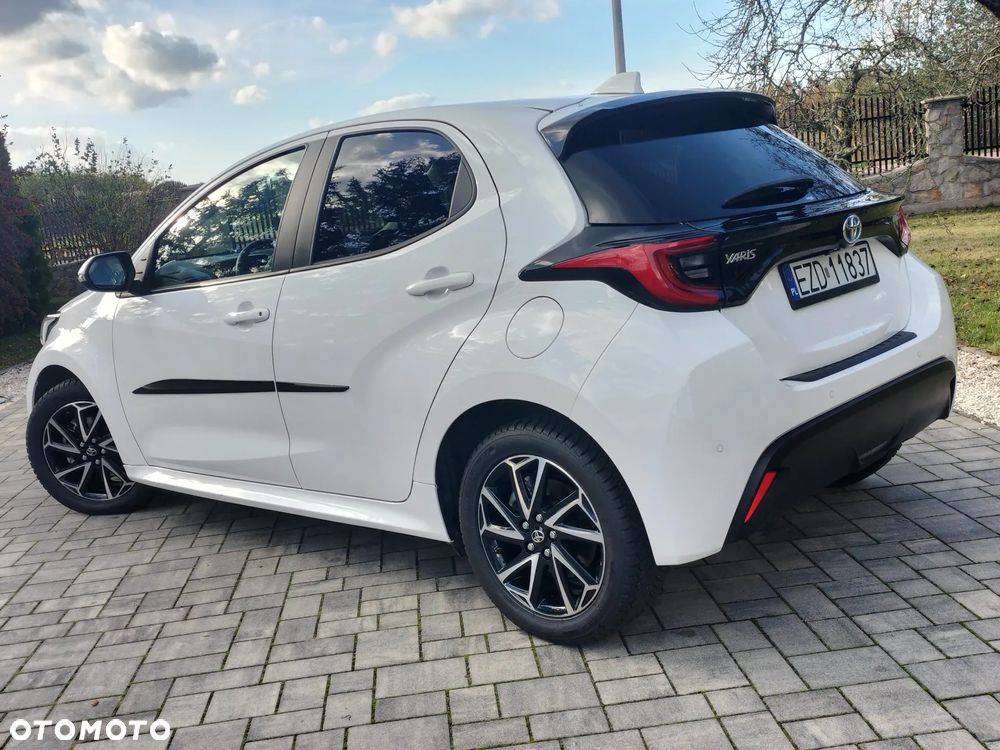 Toyota Yaris Hybrid 1.5 Executive - 12