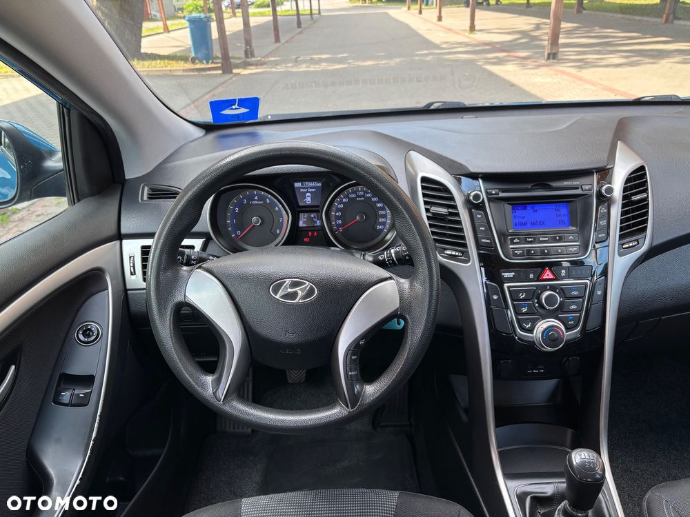 Hyundai i30 1.4 Premium - 25