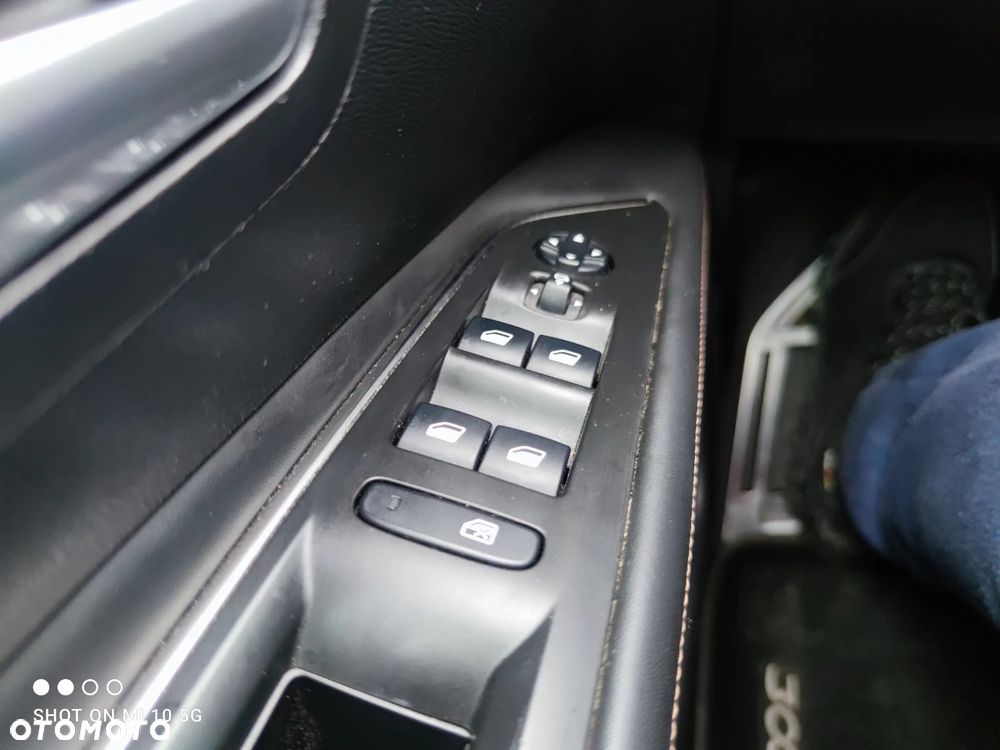 Peugeot 3008 PureTech 130 Stop & Start EAT6 Active - 28