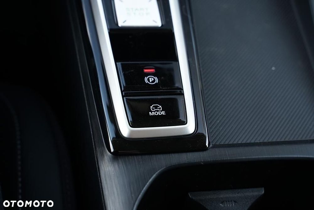 MG ZS 1.5 HEV+ Exclusive - 25