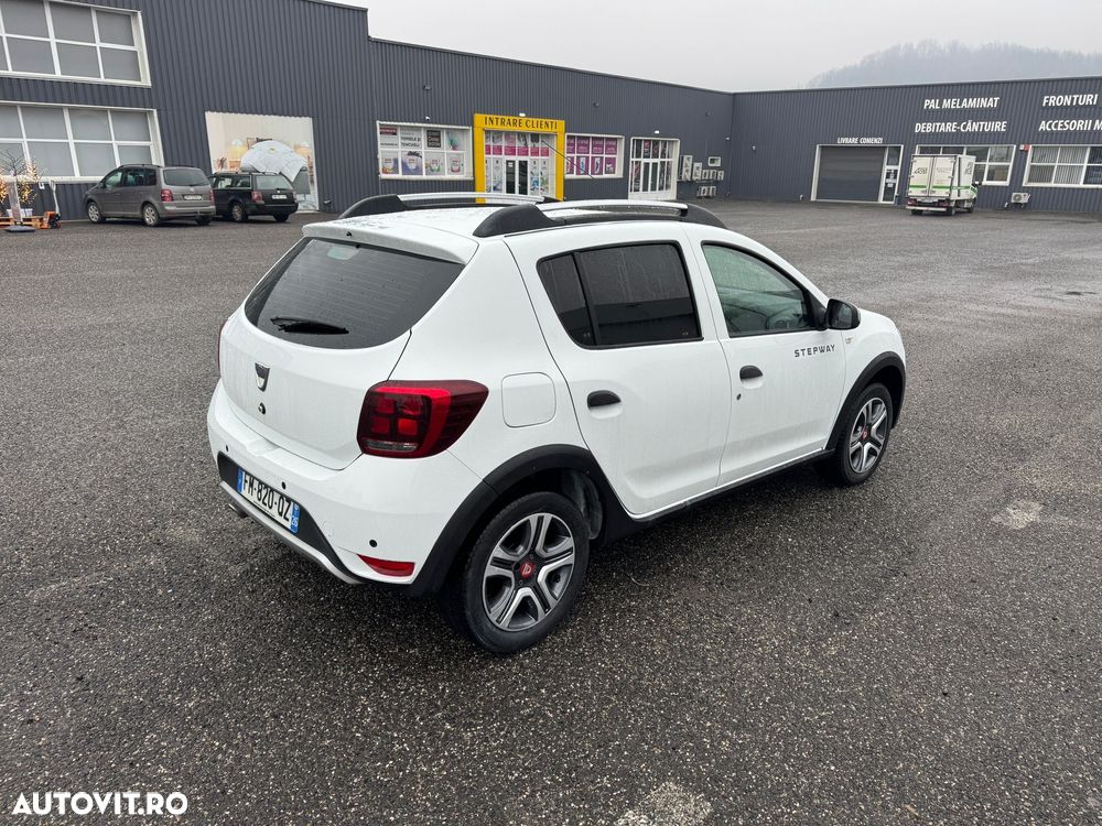Dacia Sandero Stepway Blue dCi 95 Prestige - 4