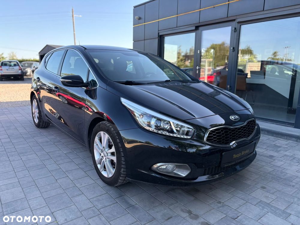 Kia Ceed 1.6 CRDi ISG Vision - 1